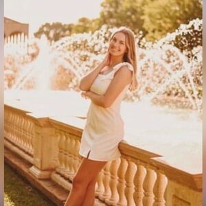 Graduation dress - Lulu's white tie sleeve dress - M